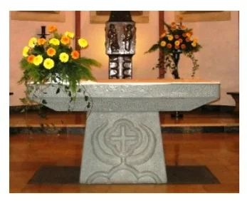 Altar in der Kirche