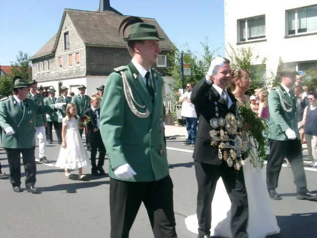 Schützenfest Umzug Mit dem König