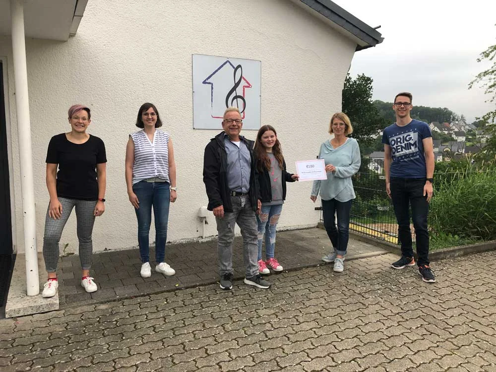 Alternative „Balkonparty“ zum Schützenfest in Freienohl spendet für Musiker – TCF beginnt mit neuer Flötengruppe